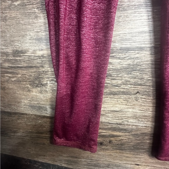 Athleta Red Capri Leggings Streamlined Performance Fit - Picture 8 of 11